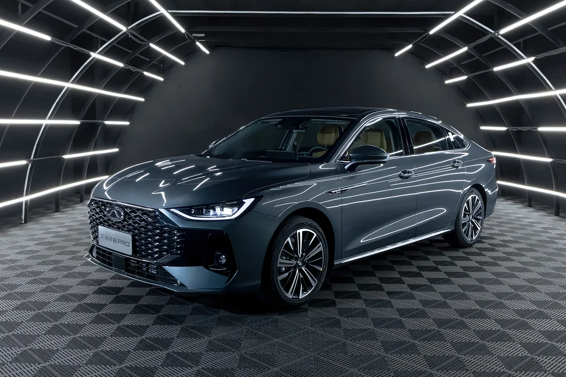 奇瑞艾瑞澤8 PRO開(kāi)啟預售，1.6T車(chē)型預售價(jià)11.99萬(wàn)元起